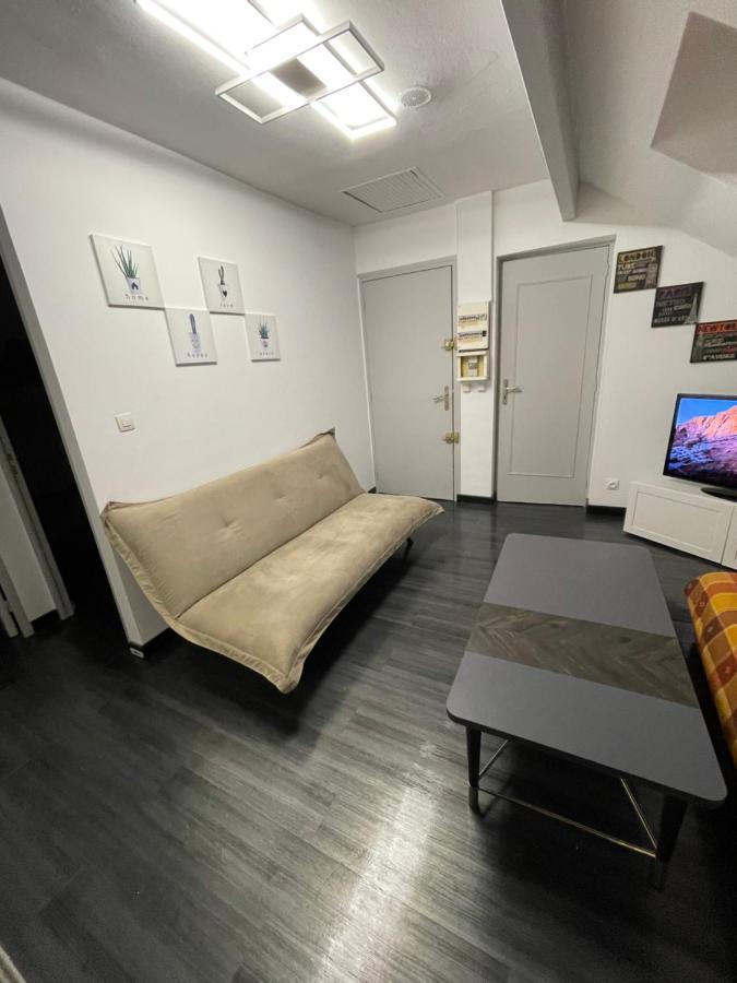 Charmant Logement Proche Disneyland Paris Parking Lagny Esterno foto