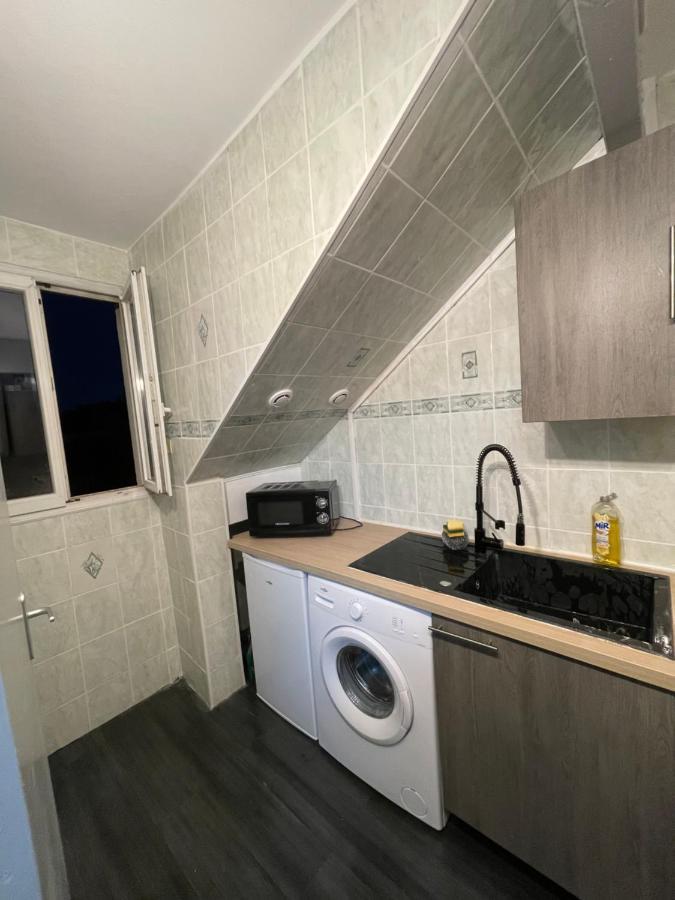 Charmant Logement Proche Disneyland Paris Parking Lagny Esterno foto
