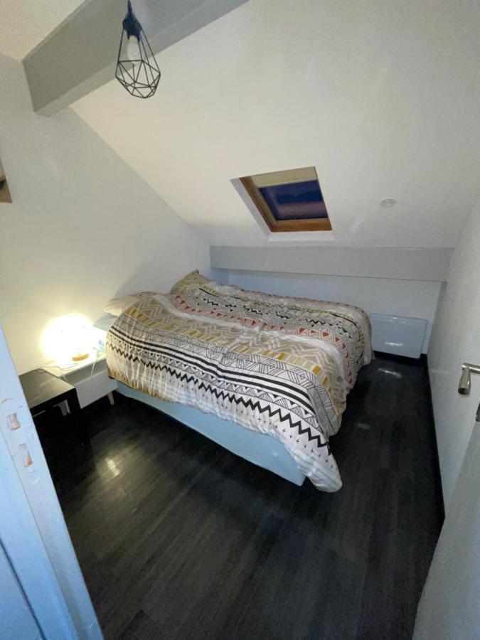 Charmant Logement Proche Disneyland Paris Parking Lagny Esterno foto